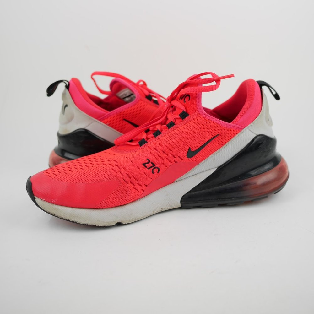 air27c black and red